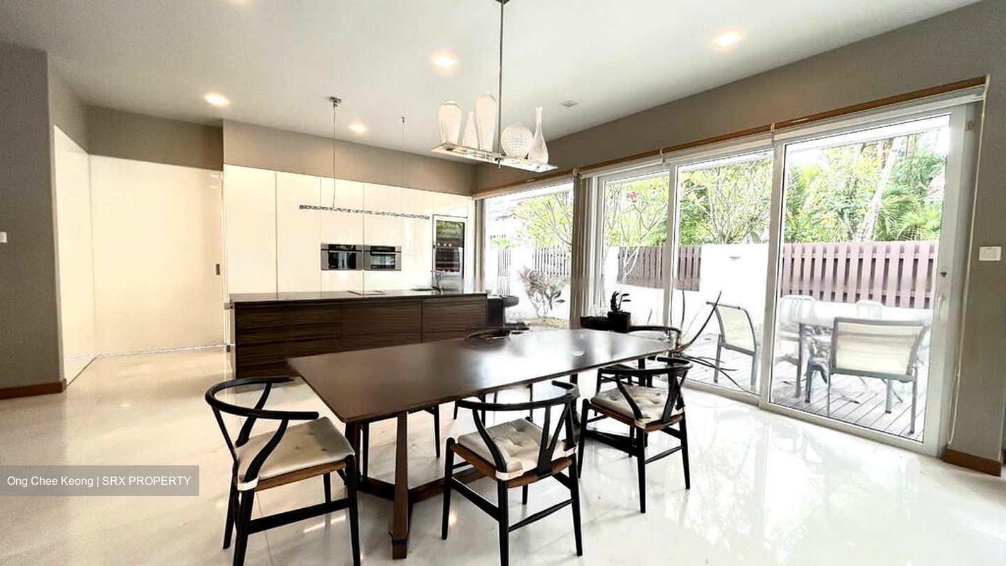 Holland Grove Walk (D10), Detached #460454161